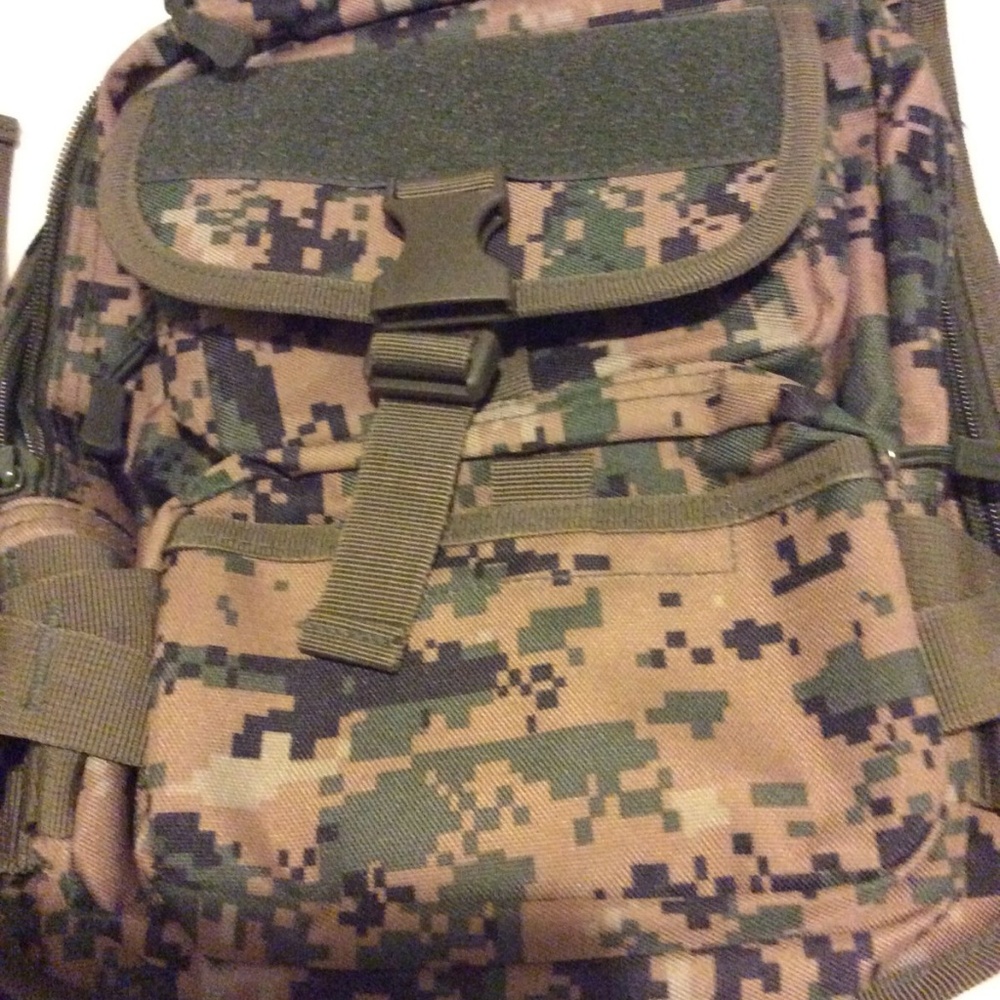 Military Backpack One Strap - Picture 3 of 3